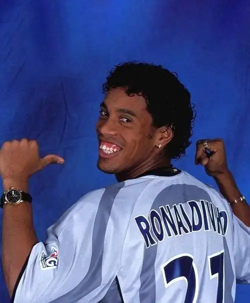 让队友更为 让队友更为