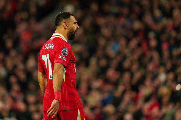 下深刻的足 下深刻的足